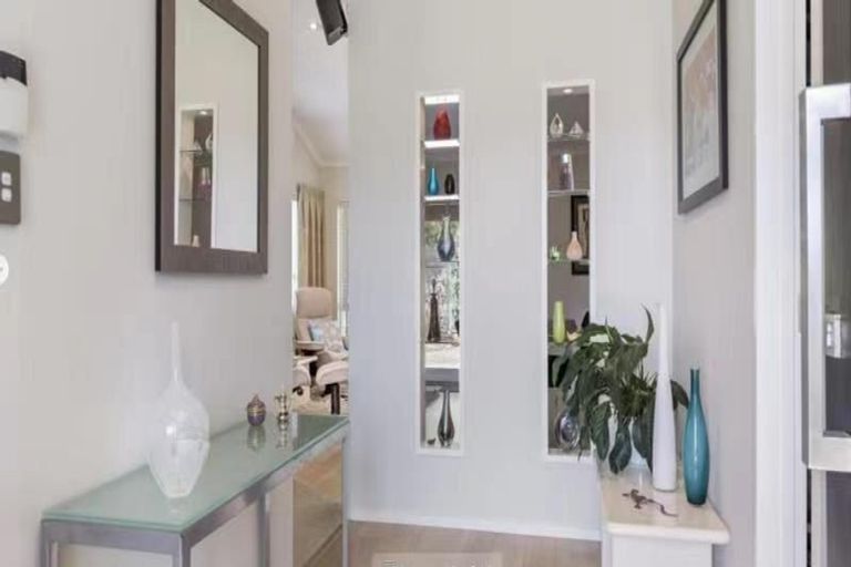 Photo of property in 11 Fendalton Place, Hatfields Beach, Orewa, 0931