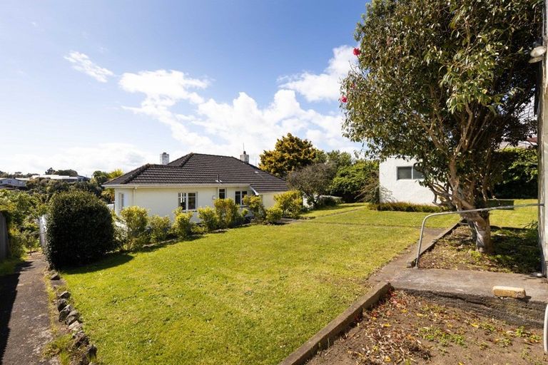 Photo of property in 8 Lynmouth Heights, Lynmouth, New Plymouth, 4310