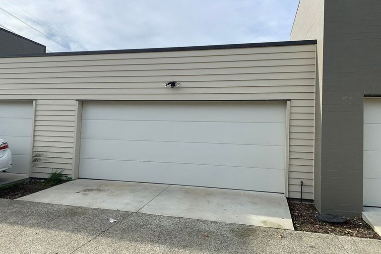 Photo of property in 12 Rere Close, Takanini, 2112