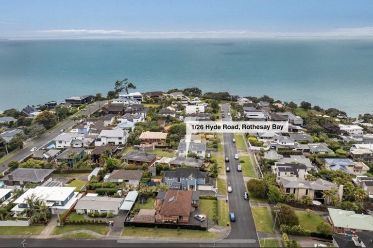 Photo of property in 1/26 Hyde Road, Rothesay Bay, Auckland, 0630