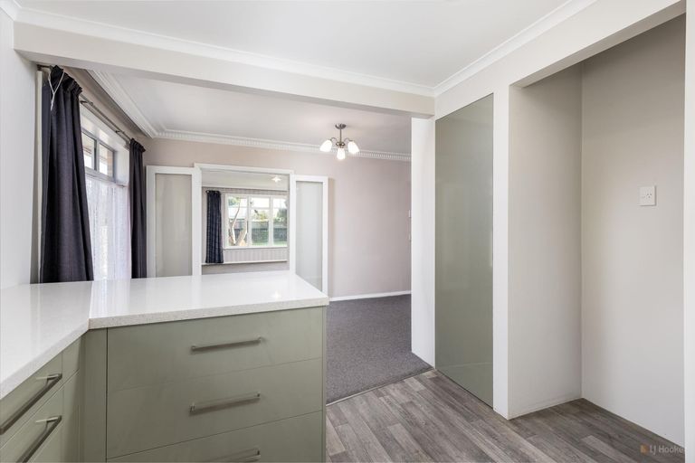 Photo of property in 39 Rhodes Street, Waimate, 7924