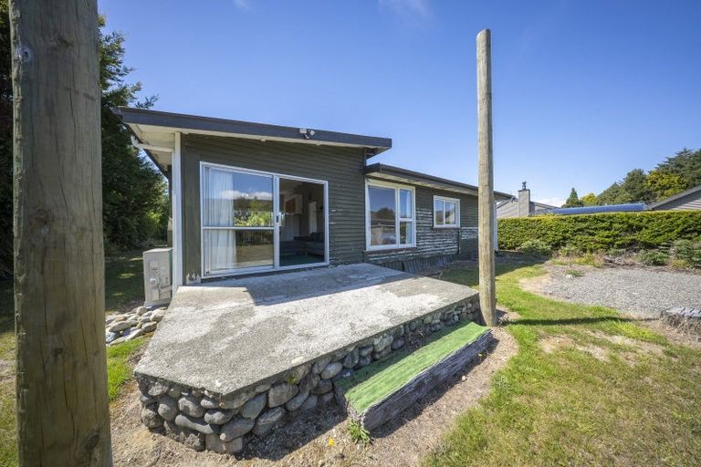 Photo of property in 36 Home Street, Manapouri, 9679