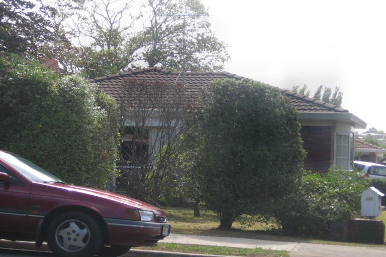 Photo of property in 1/121 Shakespeare Road, Milford, Auckland, 0620