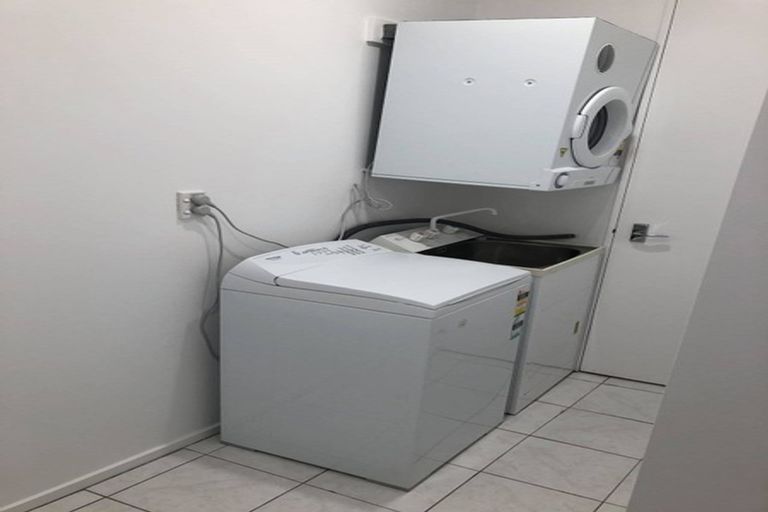 Photo of property in Tennyson Apartments, 19/25 Tennyson Street, Te Aro, Wellington, 6011