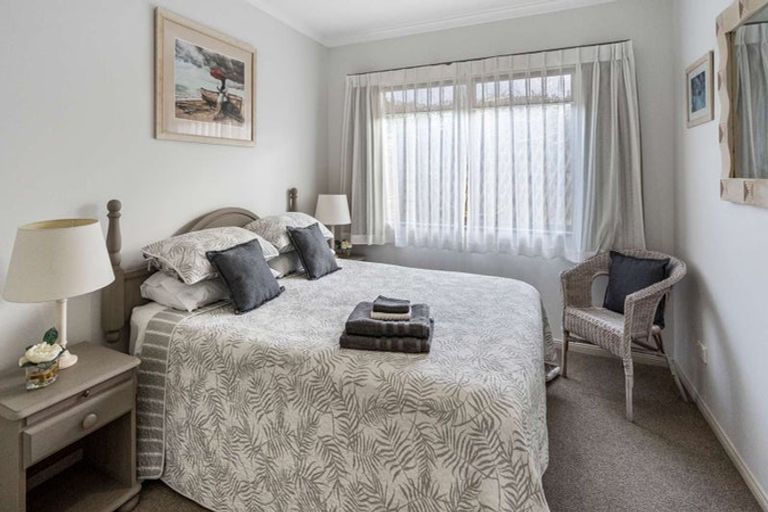 Photo of property in 30 Popata Close, Papamoa Beach, Papamoa, 3118