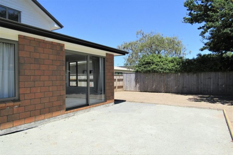 Photo of property in 2 Yeats Grove, Trentham, Upper Hutt, 5018