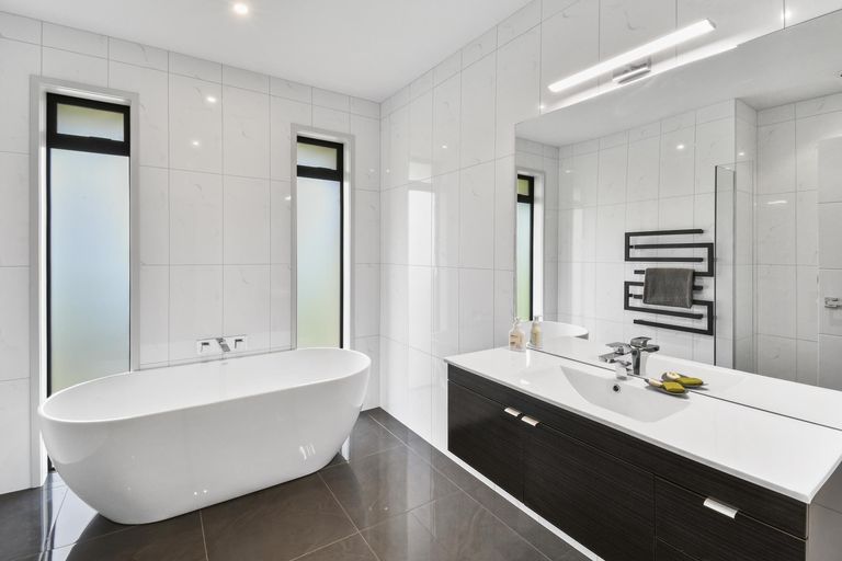 Photo of property in 133 Mcrobbie Road, Kingseat, Papakura, 2580