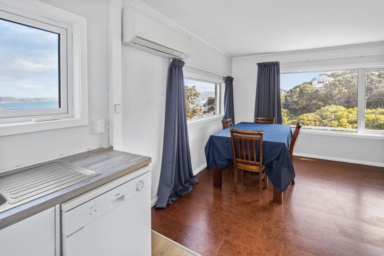 Photo of property in 2/74 Homebush Road, Khandallah, Wellington, 6035