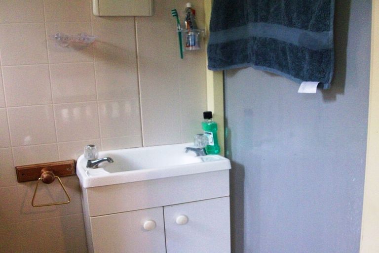 Photo of property in 7b Violet Street, Raglan, 3225