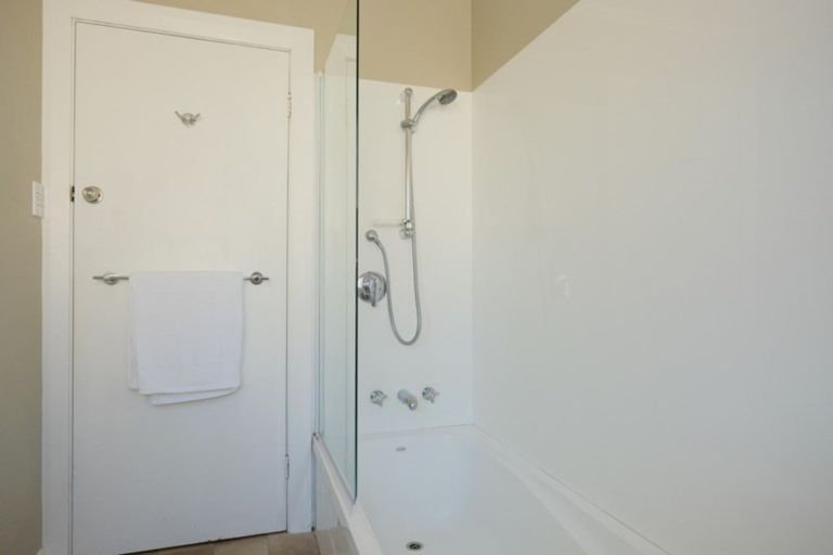 Photo of property in 77 Oakwood Avenue, Maryhill, Dunedin, 9011