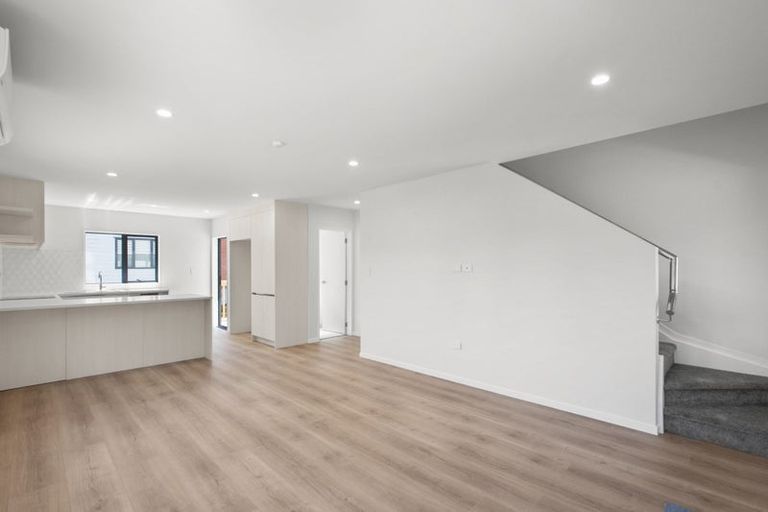Photo of property in 19 Earlsworth Road, Mangere East, Auckland, 2024
