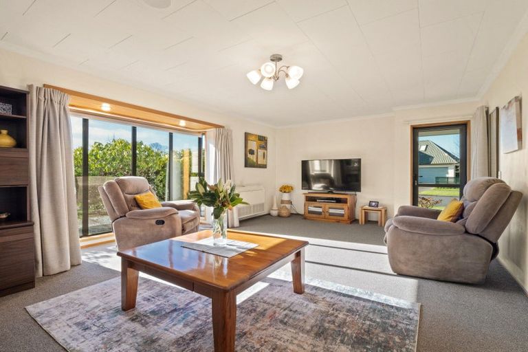 Photo of property in 104a Church Street, Mosgiel, 9024