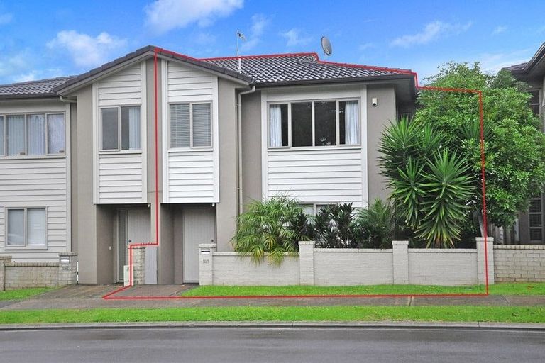 Photo of property in 107 Baverstock Road, Flat Bush, Auckland, 2016