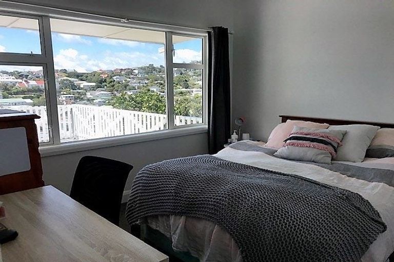 Photo of property in 19 Charlotte Avenue, Brooklyn, Wellington, 6021