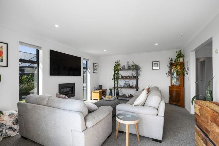 Photo of property in 31 Ridge Drive, Omokoroa, 3114