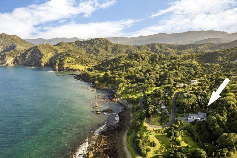 Photo of property in 402 Tuateawa Road, Tuateawa, Coromandel, 3583