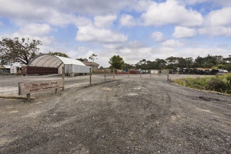Photo of property in 1748 Dairy Flat Highway, Silverdale, 0992