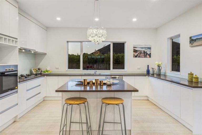 Photo of property in 4 Sophia Place, Karaka, Papakura, 2113