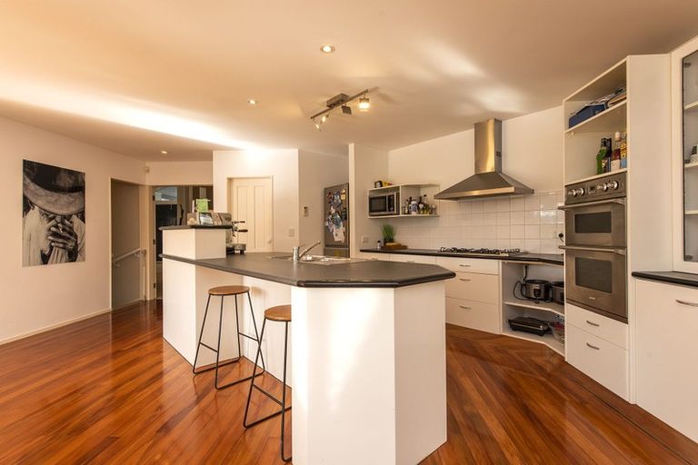 Photo of property in 10 Furlong Crescent, Churton Park, Wellington, 6037