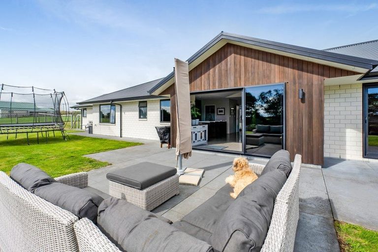 Photo of property in 376 Egmont Road, Hillsborough, New Plymouth, 4372