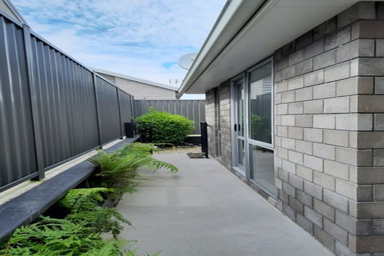 Photo of property in 8 Simms Close, Pyes Pa, Tauranga, 3112