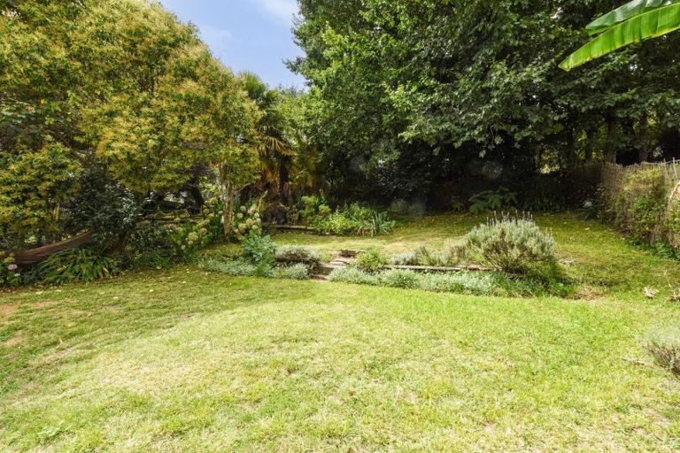 Photo of property in 25 Russell Street, Stepneyville, Nelson, 7010