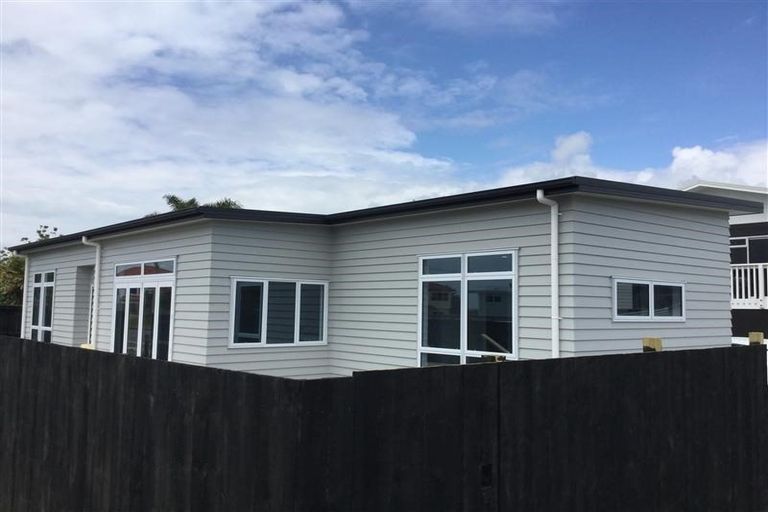 Photo of property in 13620l Papamoa Beach Road, Bethlehem, Tauranga, 3110