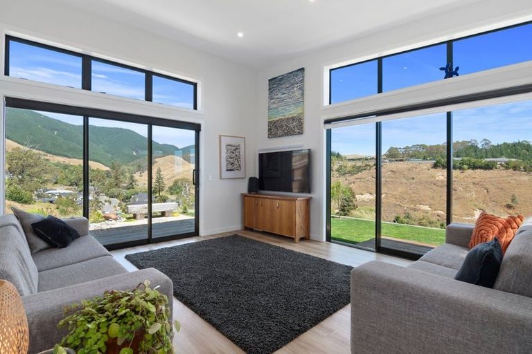 Photo of property in 23 Hill Tops Way, Stoke, Nelson, 7011