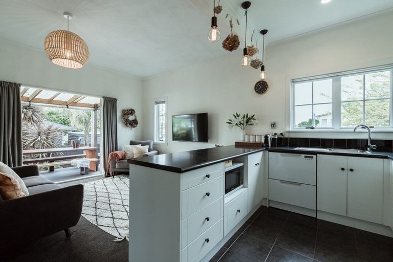 Photo of property in 21 Arnold Street, Leamington, Cambridge, 3432