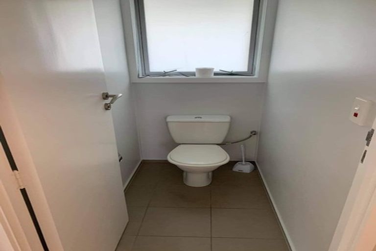 Photo of property in 2/50 Gordon Avenue, Milford, Auckland, 0620