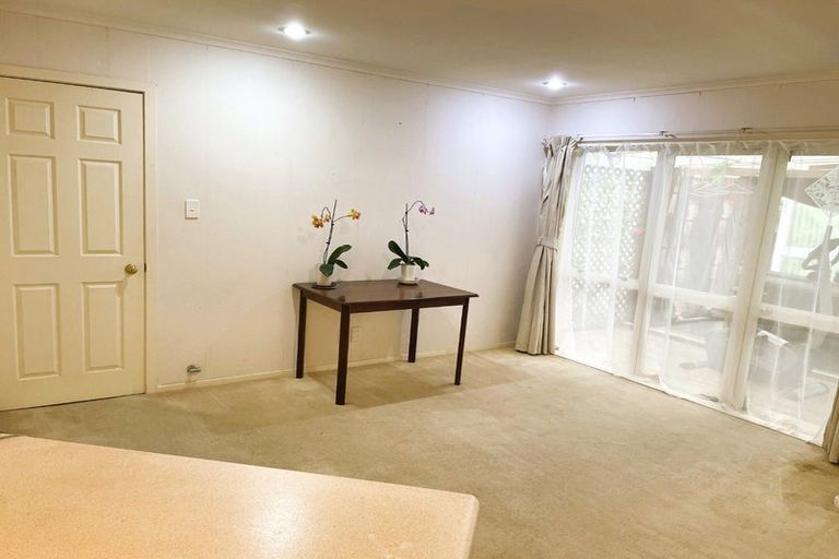 Photo of property in 23 Bronte Place, Somerville, Auckland, 2014
