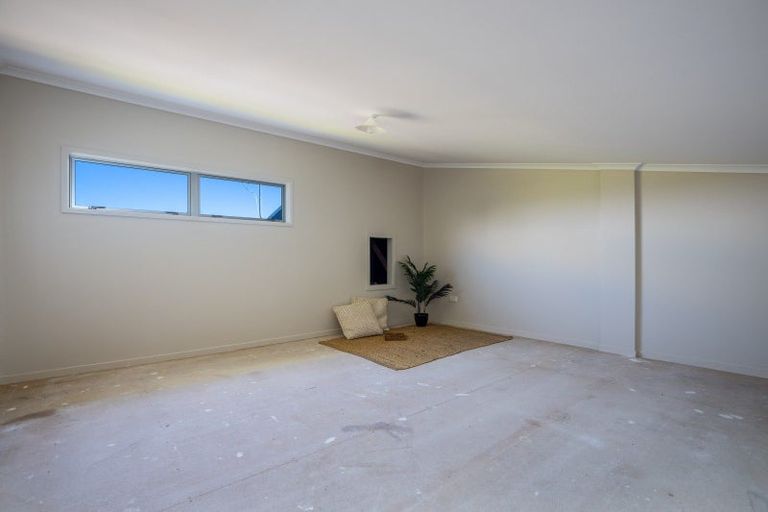Photo of property in 36 Karamea Street, Whalers Gate, New Plymouth, 4310