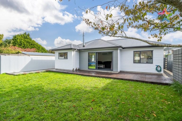 Photo of property in 1128a High Street, Taita, Lower Hutt, 5011