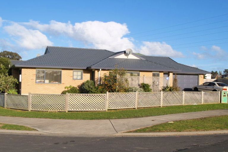 Photo of property in 14 Otago Place, Favona, Auckland, 2024