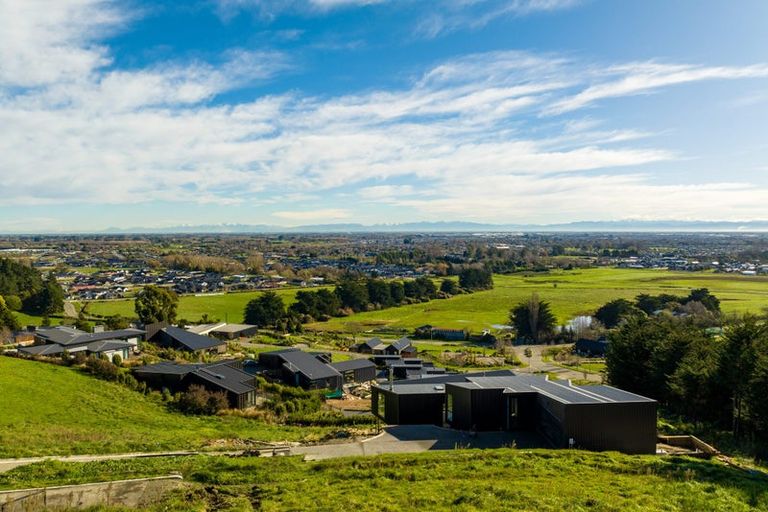 Photo of property in 27 Redmund Spur Road, Kennedys Bush, Christchurch, 8025