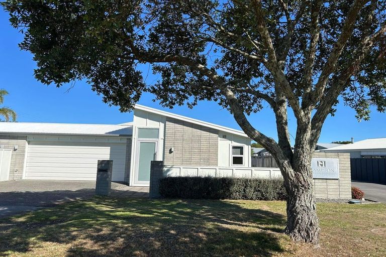 Photo of property in 5 Alice Lane, Papamoa Beach, Papamoa, 3118