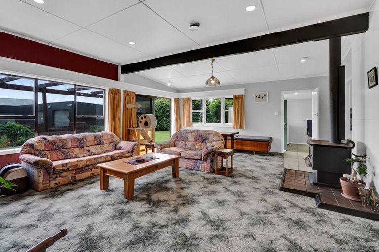 Photo of property in 5610 South Road, Rahotu, Opunake, 4681