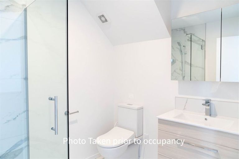 Photo of property in 9/21 Karamu Street, Te Atatu Peninsula, Auckland, 0610