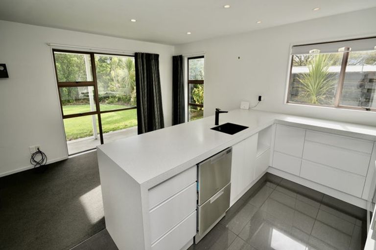 Photo of property in 8 Lane Place, Awapuni, Palmerston North, 4412