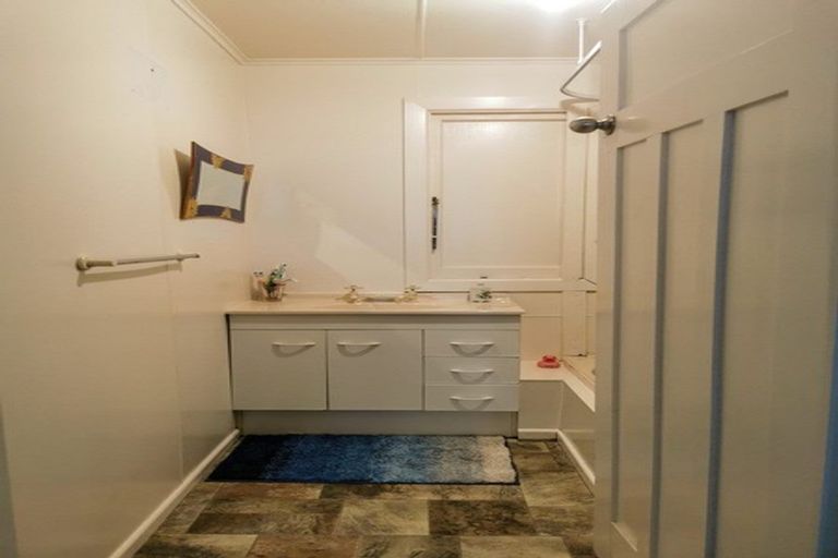 Photo of property in 14 Dacia Street, Lumsden, 9730