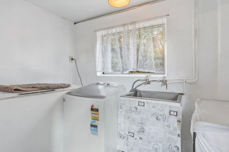 Photo of property in 11 Bell Crescent, Concord, Dunedin, 9018