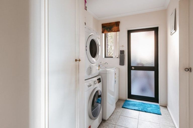 Photo of property in 26 Maddison Place, Welcome Bay, Tauranga, 3112