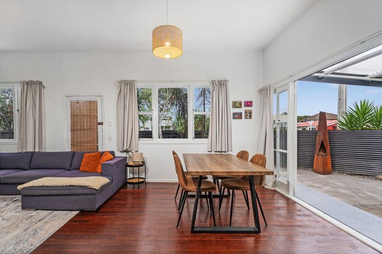 Photo of property in 201 Cook Drive, Whitianga, 3510