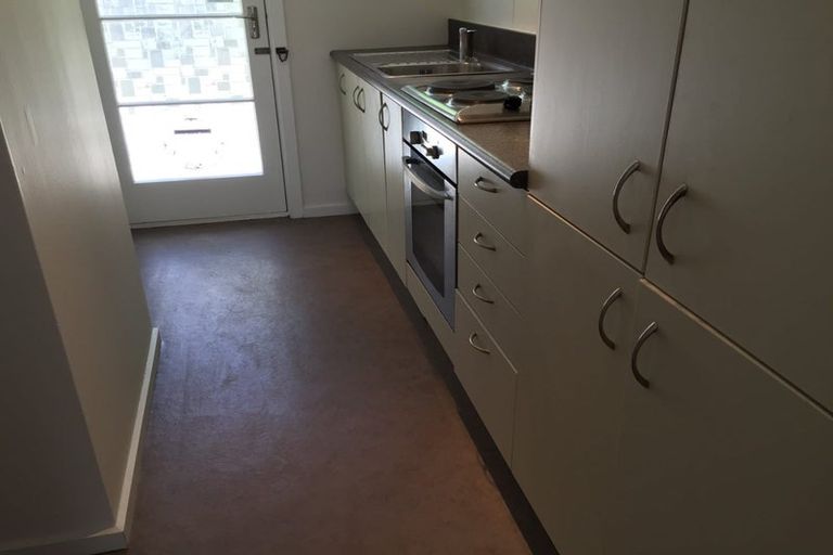 Photo of property in 2/61 Brockworth Place, Riccarton, Christchurch, 8011