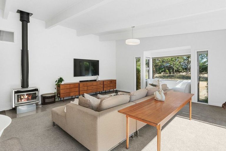 Photo of property in 1 Grey Street, Martinborough, 5711