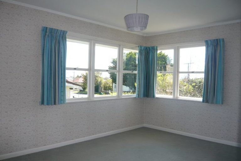 Photo of property in 3 Garnett Avenue, Forest Lake, Hamilton, 3200