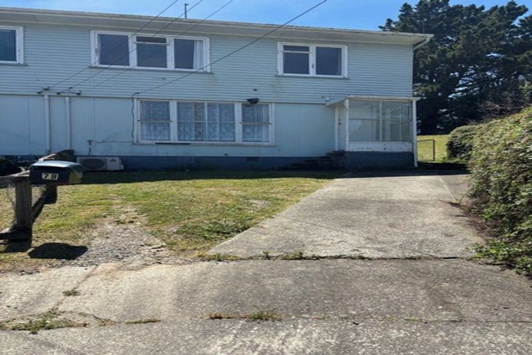 Photo of property in 7a-7b Devon Place, Cannons Creek, Porirua, 5024
