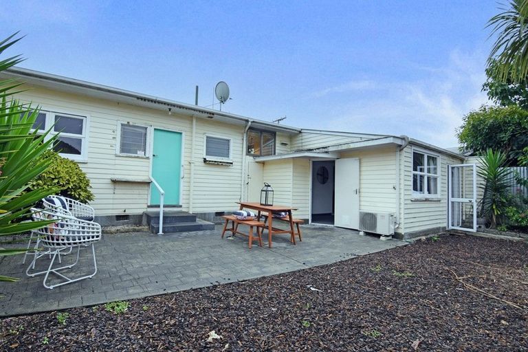 Photo of property in 370a Hardy Street, Nelson, 7010