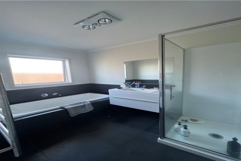 Photo of property in 9 Ladeira Place, Fitzroy, Hamilton, 3206