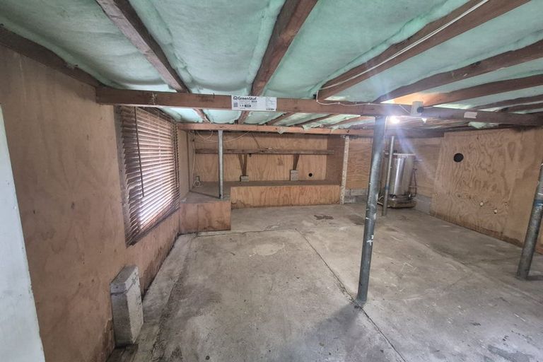 Photo of property in 52 Moore Street, Hillcrest, Auckland, 0627